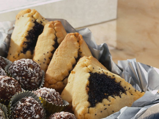 양귀비 씨앗을 곁들인 Hamantaschen