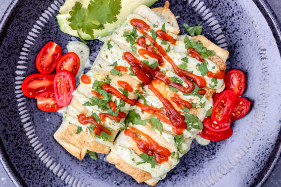 에어 프라이어로 아침 식사 요리를 만드는 방법