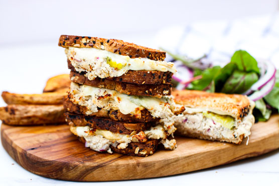 에어프라이어로 휴대용 샌드위치와 랩 만들기