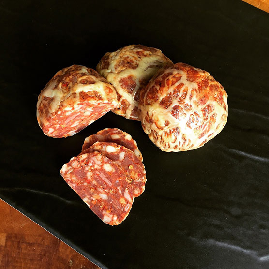 꼭 먹어봐야 할 샤퀴테리 고기 10가지