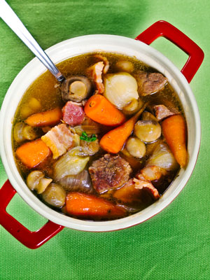 고전 비프 스튜의 팔레오 버전을 만드는 방법