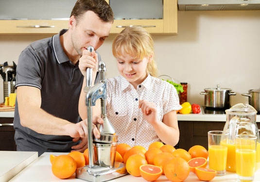 아이들에게 건강한 식습관을 가르치는 10가지 전략